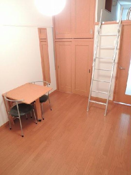 レオパレス丸山の居間