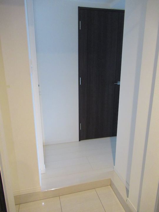 MAXIV糀谷の玄関