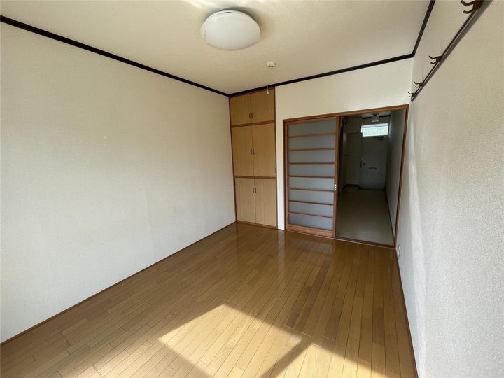 レジデンス山口A棟の居間