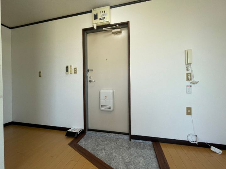 アメニティ桑名の玄関