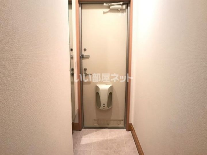 愛宕の杜 Cの玄関