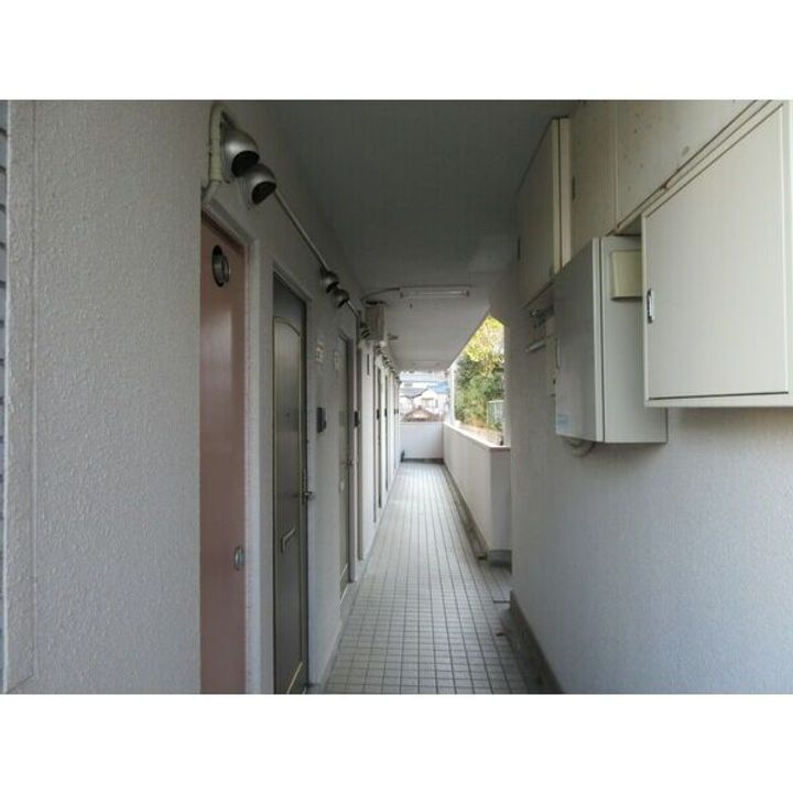 エバーグリーン明大寺の地図