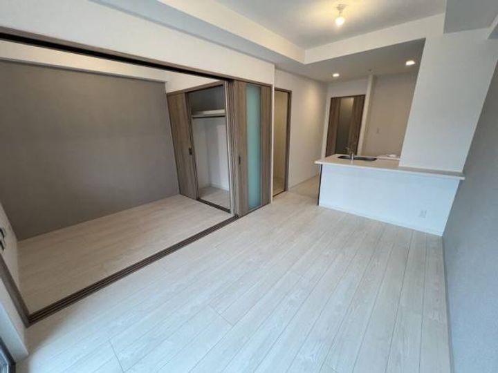 大阪府東大阪市西堤1(マンション)の賃貸物件の居間