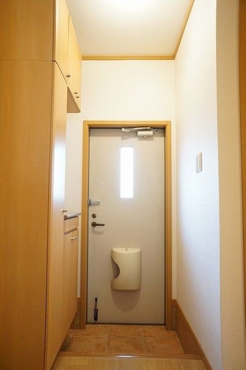 プランドール・Aの玄関