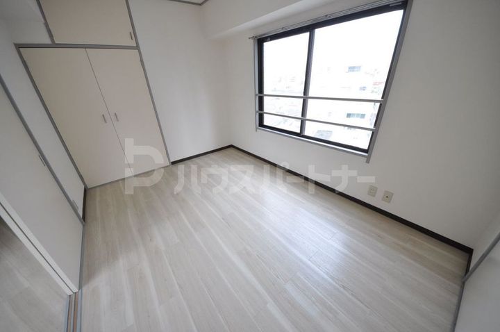 町屋プレイスの内装