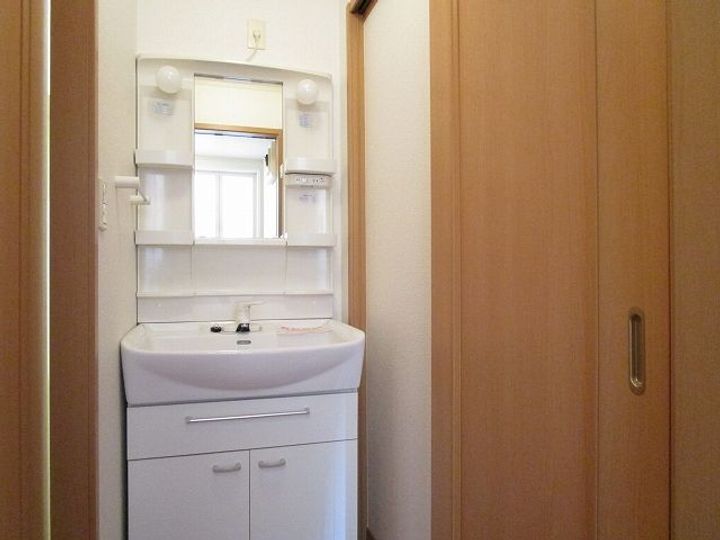 トムトックIIの内装