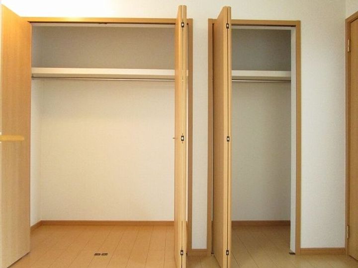 トムトックIIの内装