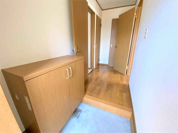 ツバキハウスの玄関