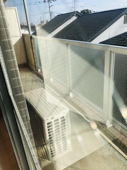 スリーナインマツダの内装