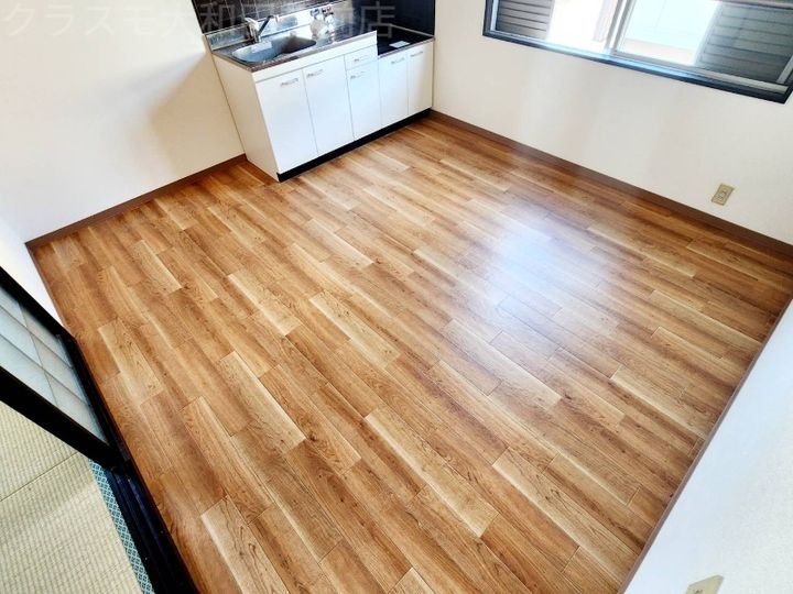 メゾン舞C棟の居間