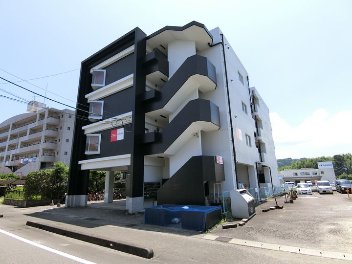 ベルヴィーユ清武の外観