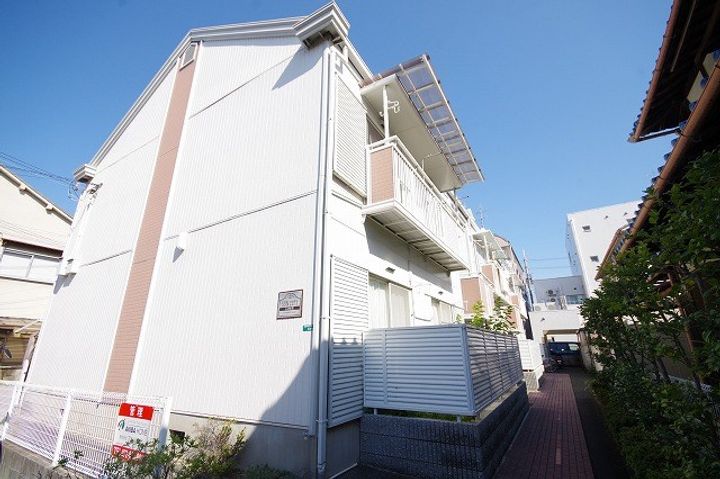 シャトルVIの外観