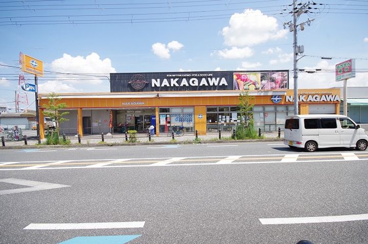 シャトルVIの周辺