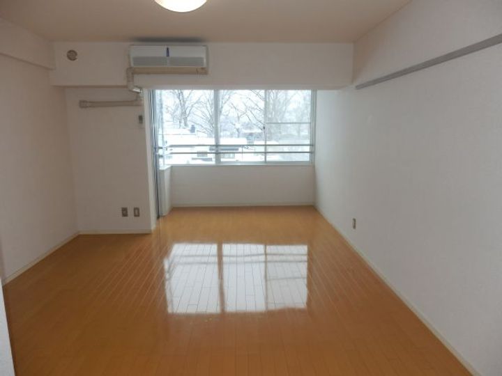 パークシティ八日町の居間