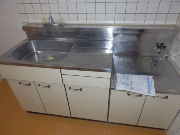 パークシティ八日町のキッチン