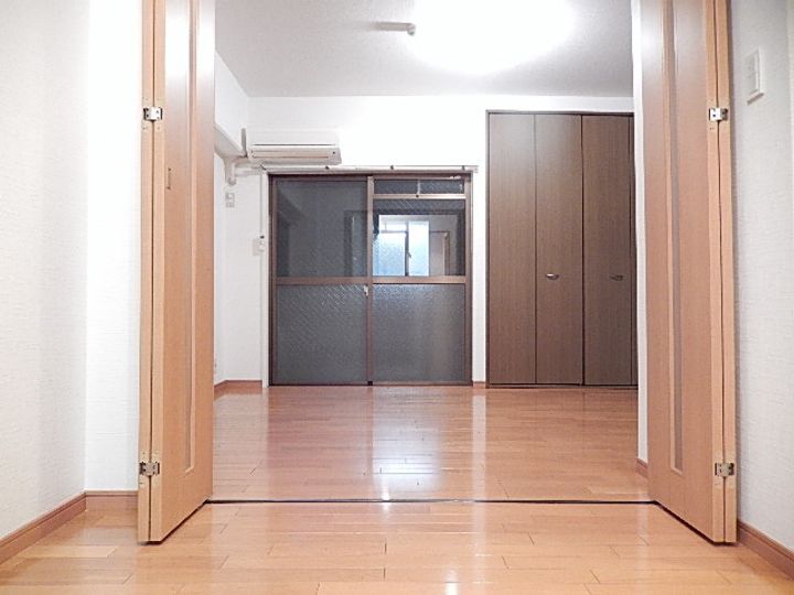 第7川崎ビルの外観