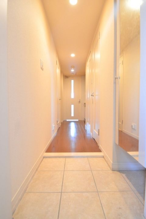 広島県広島市中区十日市町2(マンション)の賃貸物件の玄関