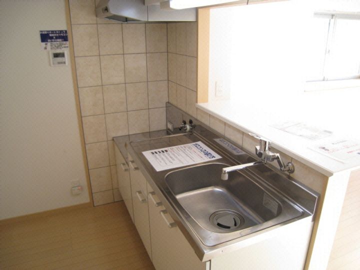 宮崎県宮崎市大字小松(マンション)の賃貸物件のキッチン