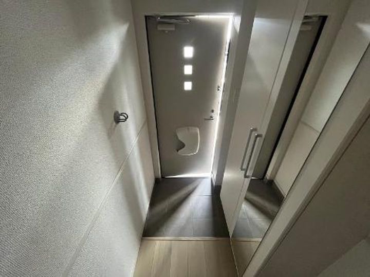 カリーノ リヴェルタの玄関