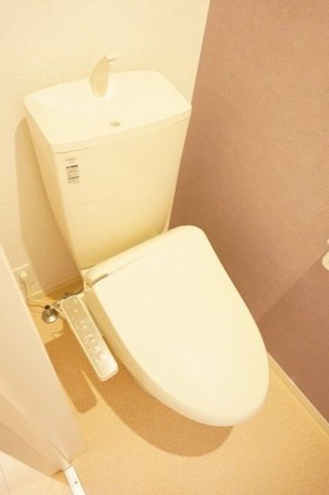 スカイ・ノムラIIの内装