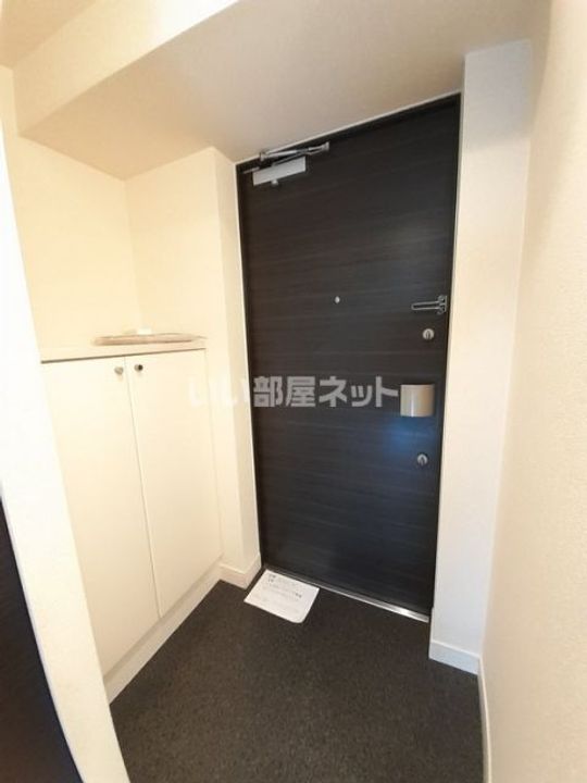 兵庫県神戸市中央区橘通1(マンション)の賃貸物件の玄関