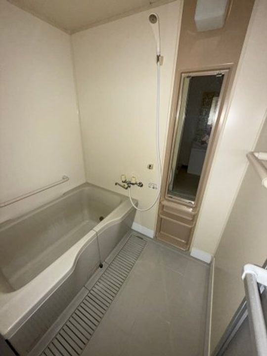 グリーンコート若草の風呂