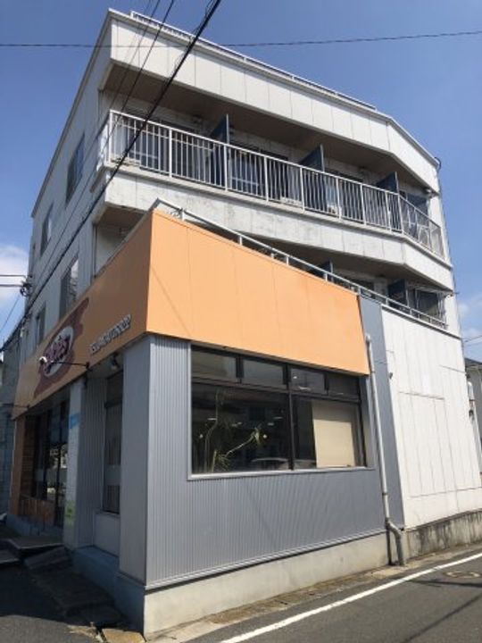 石原マンション(三山)の外観