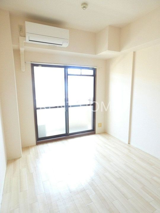 M・Sunrise(エムサンライズ)の居間