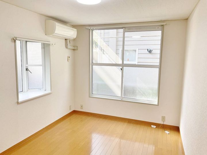 東京都中野区南台3(アパート)の賃貸物件の居間