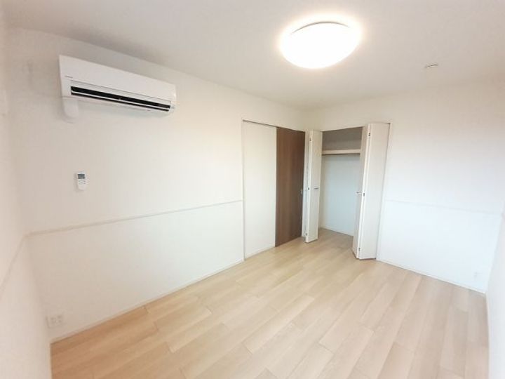 グリーン琥珀甲南IIの内装