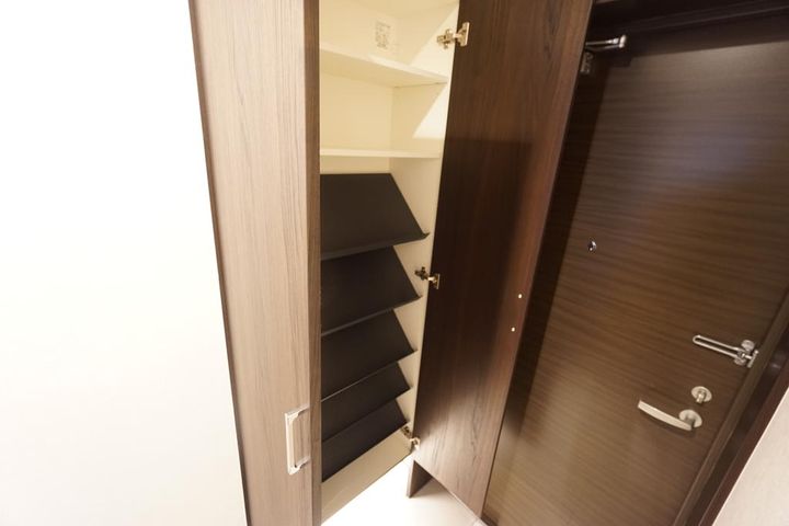 アークデュオ仙台苦竹の玄関