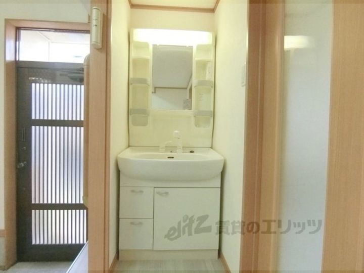 京都府京都市中京区西ノ京御輿岡町(一戸建)の賃貸物件の内装