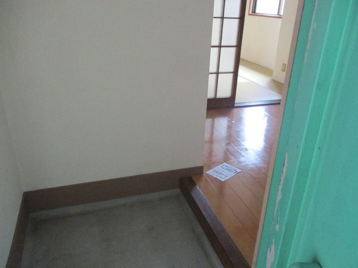 谷元の玄関
