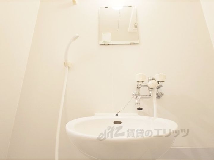 レオパレスラコルトの内装