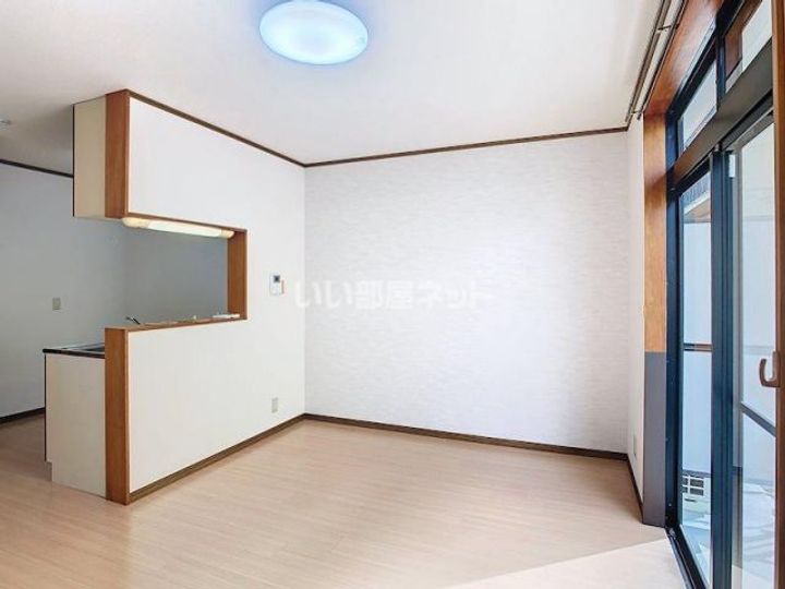 グリーンハイツ神長の居間