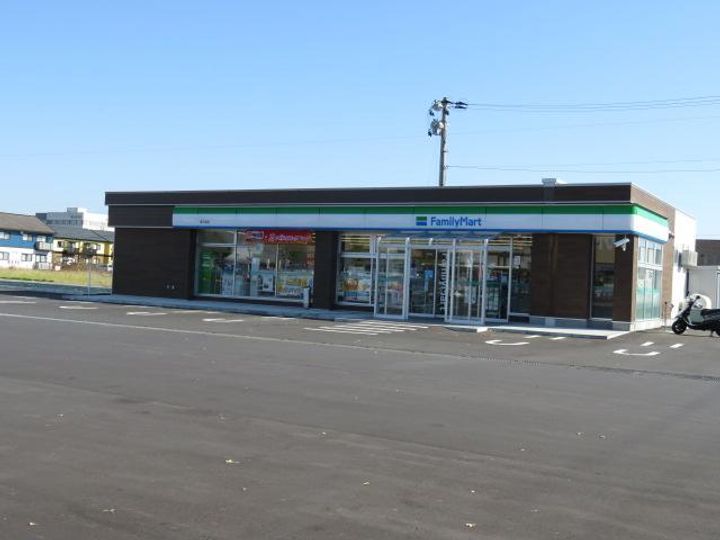 クラヴィエAの周辺