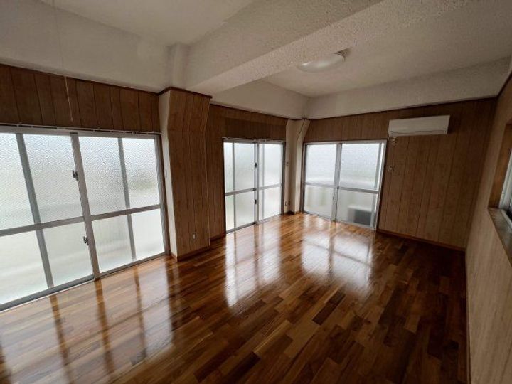 シャトレなかまの居間