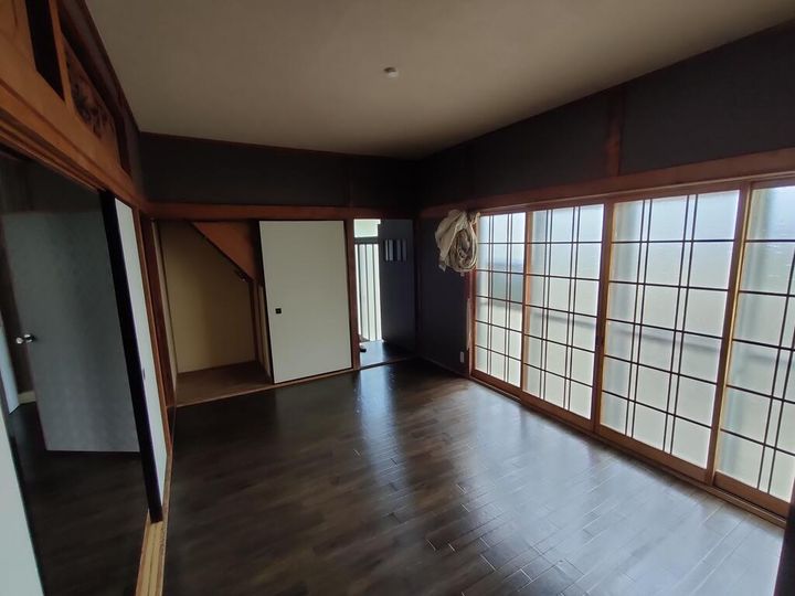 香川県高松市屋島東町(一戸建)の賃貸物件の居間