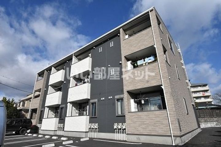 ベルハウス 安積の外観