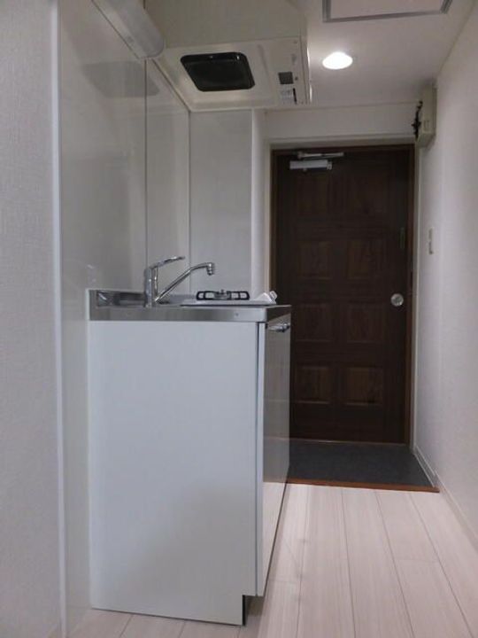 池袋本町マンションの玄関