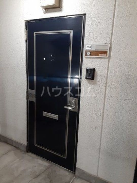CASA戸越公園の玄関