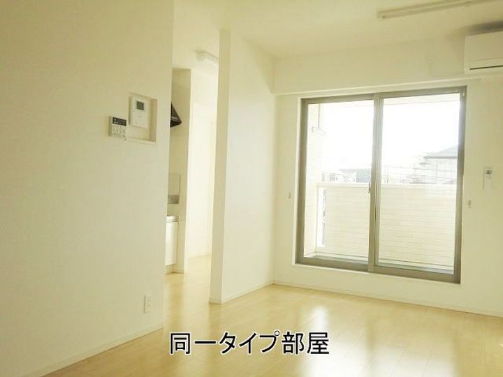 福島県郡山市新屋敷2(アパート)の賃貸物件の居間