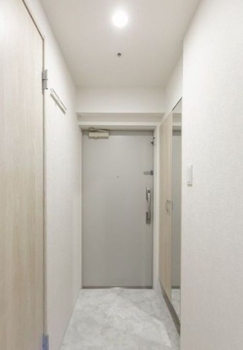 東京都荒川区荒川6(マンション)の賃貸物件の玄関