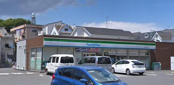 BRITISH PLUMの周辺