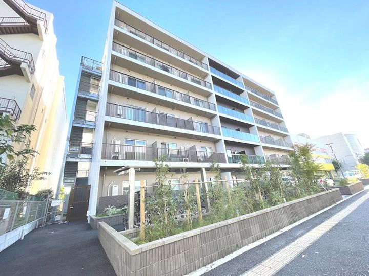 神奈川県横浜市金沢区富岡東2(マンション)の賃貸物件の外観