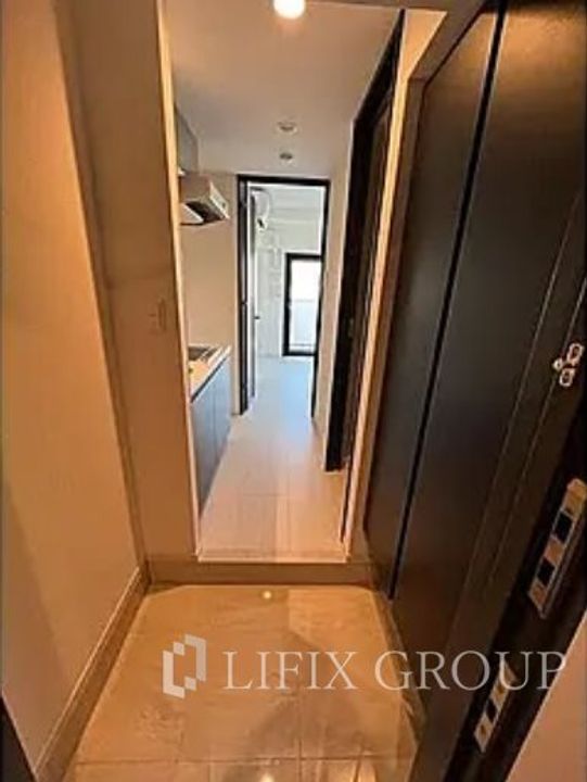 東京都八王子市八日町(マンション)の賃貸物件の玄関