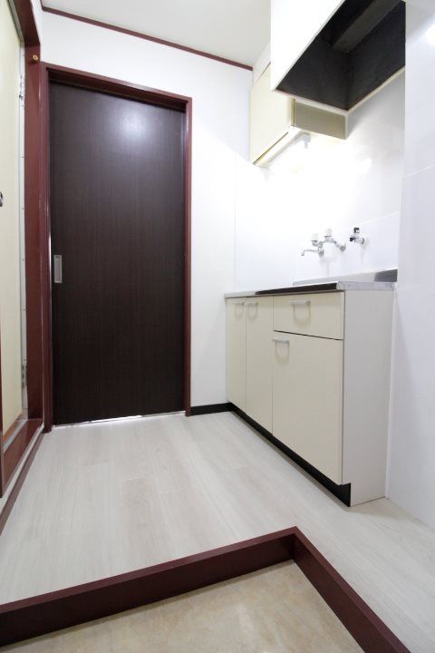 S・A荒田の玄関