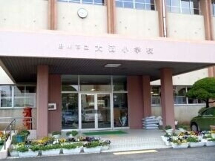 メゾン石川の周辺