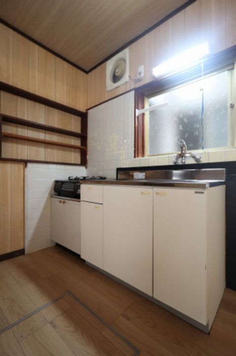 広島県広島市東区上温品2(一戸建)の賃貸物件のキッチン