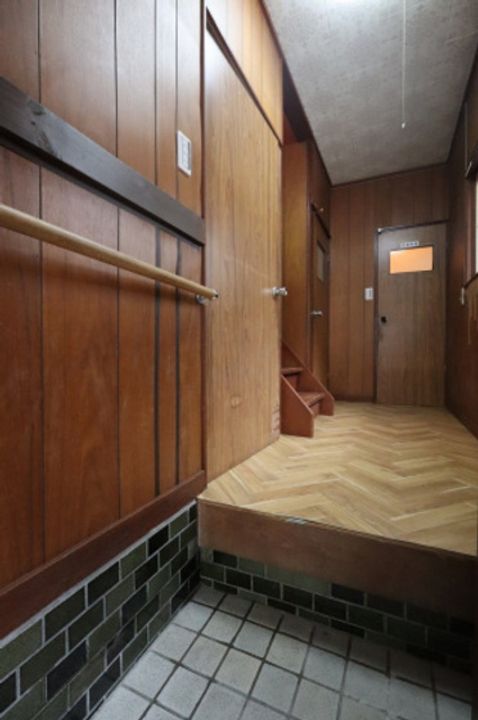 広島県広島市東区上温品2(一戸建)の賃貸物件の玄関